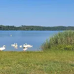 T2, 50m Du Lac, Piscine, Wifi, Jardin Terrasse Sans Vis-a-vis, 1 A 4 Pers Apartment Aureilhan (Landes)