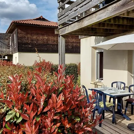 T2, 50m Du Lac, Piscine, Wifi, Jardin Terrasse Sans Vis-a-vis, 1 A 4 Pers