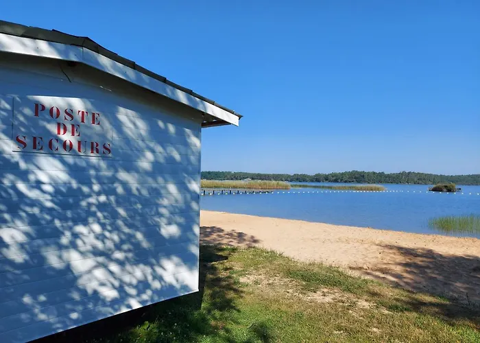 Appartement T2, 50m Du Lac, Piscine, Wifi, Jardin Terrasse Sans Vis-à-vis, 1 à 4 Pers *